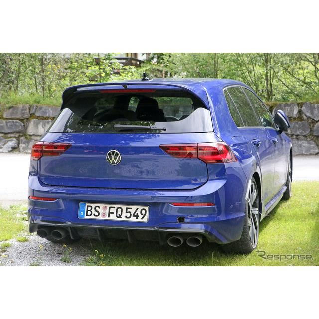 ついに Rブルー で出現 Vw ゴルフr 新型 内外装ほぼ全て見えた 価格 Com