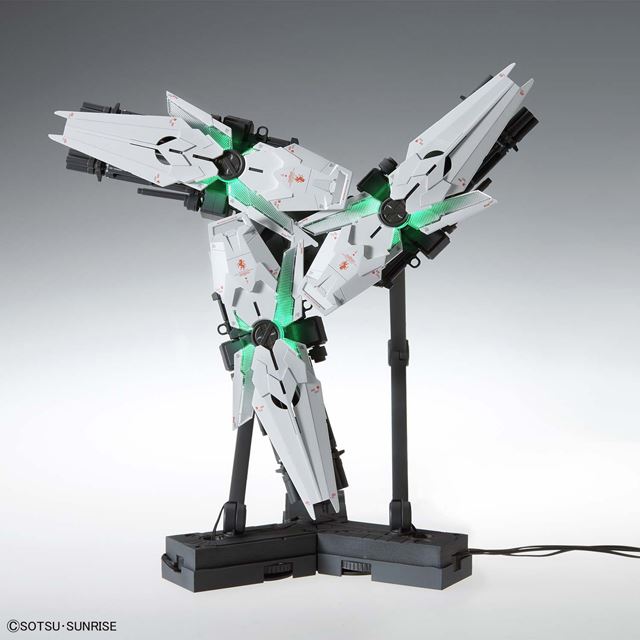 バンダイ、ガンプラ新ブランド「MGEX 1/100 ユニコーンガンダム Ver.Ka