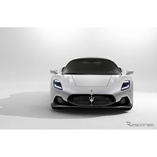 マセラティが新型スーパースポーツカー Mc を初公開 バタフライドア初採用 価格は2650万円 価格 Com
