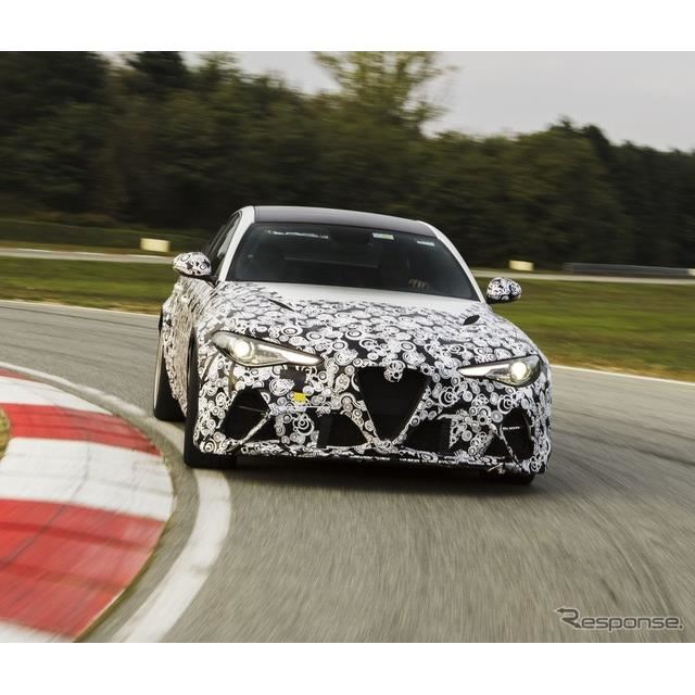 アルファロメオ ジュリア 伝説の名前 Gta が復活 F1ドライバーが開発テスト 価格 Com