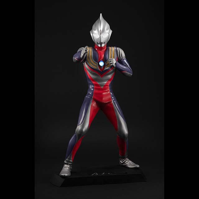 メガハウス、サウンドギミック搭載の「ウルトラマンティガ」全高約40cm