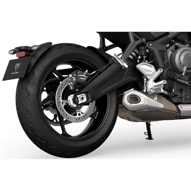 トライアンフが「トライデント660」を発表　排気量660ccの新型ロードスポーツモデル