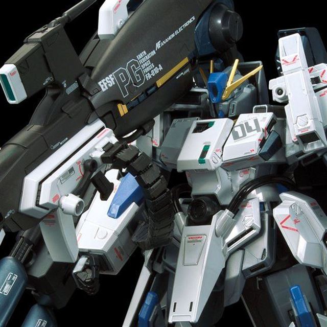 限定ガンプラ「MG FAZZ Ver.Ka チタニウムフィニッシュ」2021年4月発送