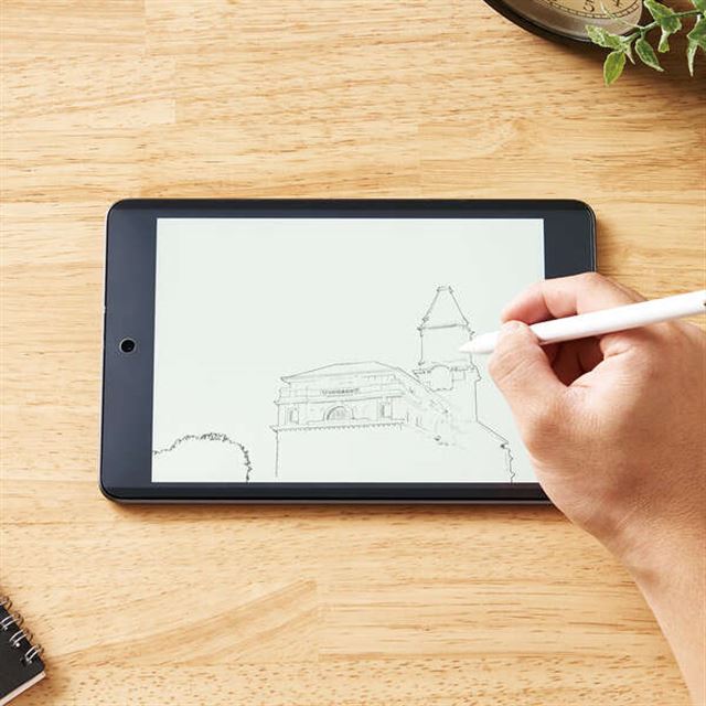 エレコム、“紙のような描き心地”を実現する「iPad用着脱式ペーパーライクフィルム」 - 価格.com