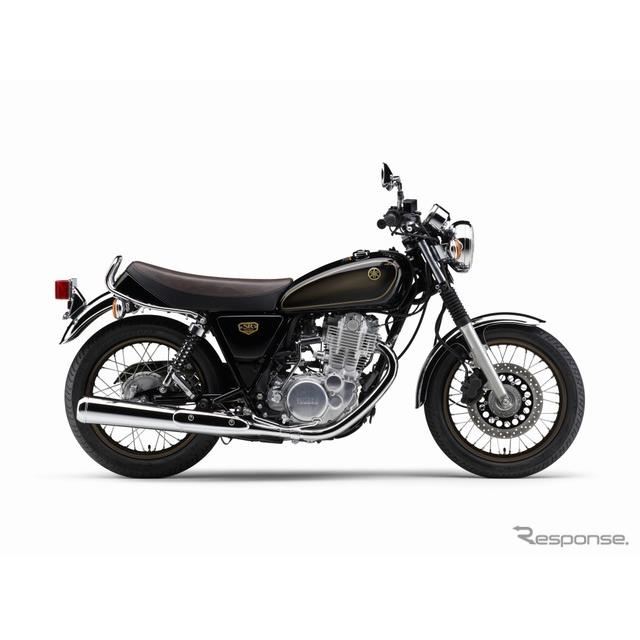 SR400」最終限定車のタンクがミニチュアに！ 仕事中にも眺め