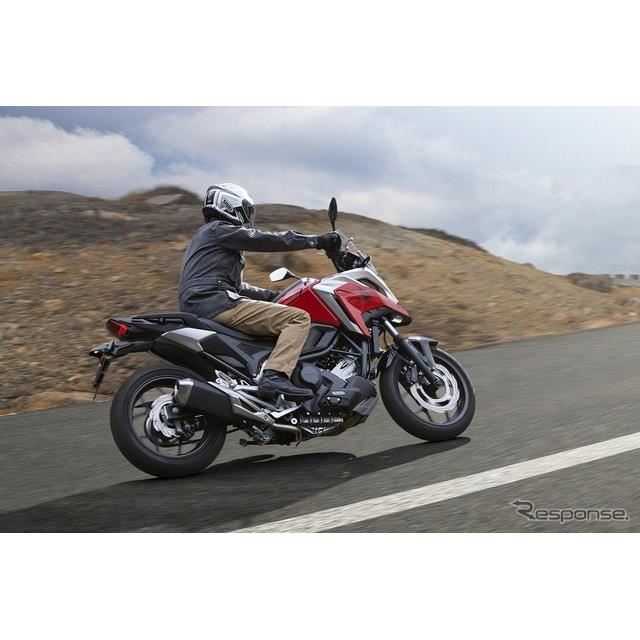 ホンダ 新型 Nc750x 2月25日発売決定 エンジンパワー向上 扱いやすさを追求 価格 Com