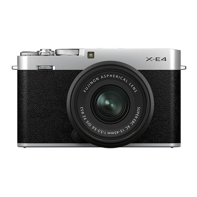 富士フイルム、チルト式液晶を採用した364gのミラーレスカメラ「FUJIFILM X-E4」 - 価格.com