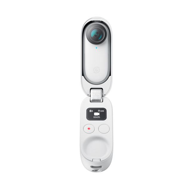 小型アクションカメラ「Insta360 GO 2」が発売、ポケットサイズの充電 