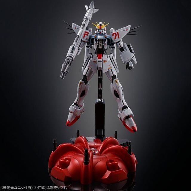 チタニウムフィニッシュ加工のmgガンプラ ガンダムf91 ラフレシア型台座付き 価格 Com