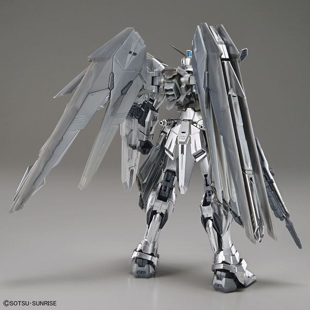 9 900円 シルバーコーティングの限定mgガンプラ フリーダムガンダム Ver 2 0 価格 Com