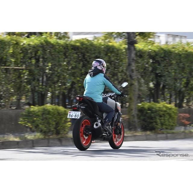 ヤマハ Mt 25 試乗 見た目は 足つきは 女性ライダー目線のオススメ5ポイント 小鳥遊レイラ 価格 Com