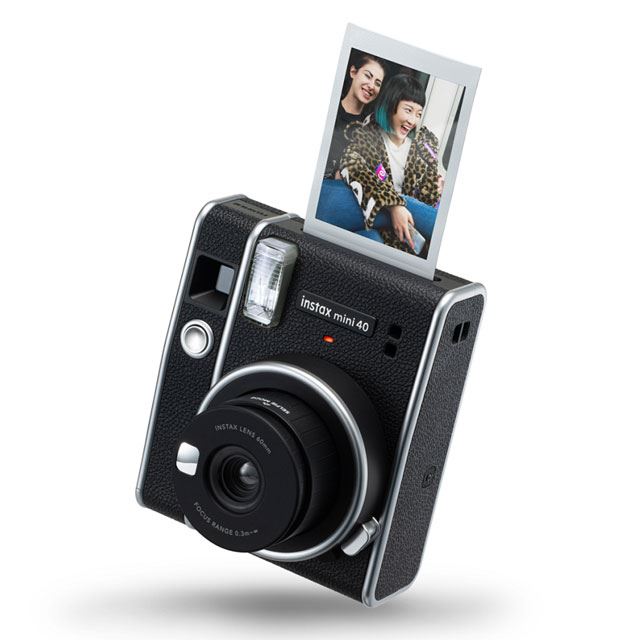 価格.com - 富士フイルム、クラシックなカメラデザインのエントリー“チェキ”「instax mini 40」
