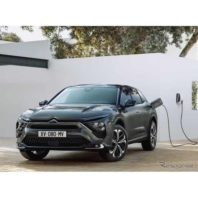 シトロエンの最上位モデル C5 X にphv 欧州設定 価格 Com