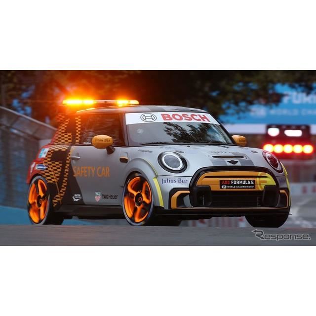 MINI GNgbNEy[XZb^[