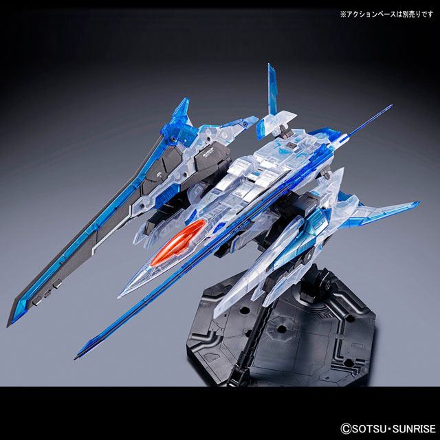 バンダイ、クリアカラーの限定ガンプラ「MG 1/100 ダブルオー