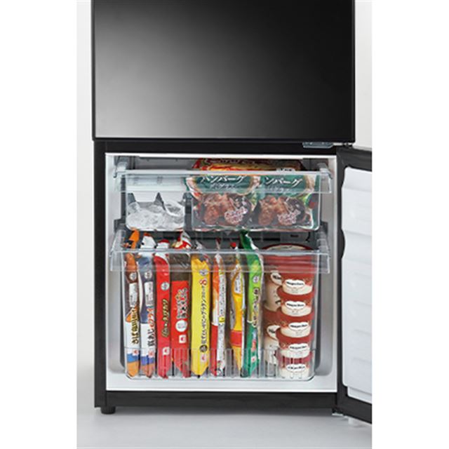 ツインバード、ミラーデザインを採用した冷凍冷蔵庫