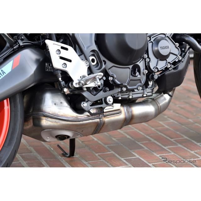 ヤマハ Mt 09 新型 Mtシリーズで最もヤマハらしさを追求した 3気筒エンジン の進化とは 価格 Com ヤマハ Mt 09 新型 Mtシリーズで最もヤマハらしさを追求した 3気筒エンジン の進化とは 価格 Com