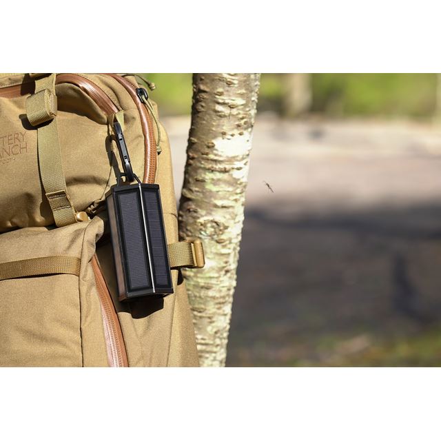 ROOT、ソーラー充電もできる8400mAhバッテリー搭載LEDランタン「PLAY