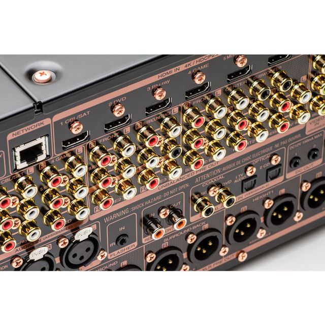 uAV8805Av