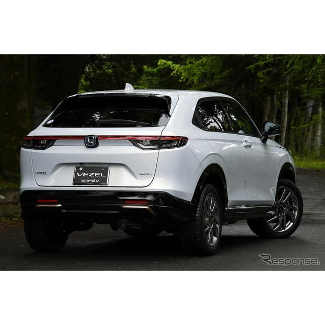 ホンダ ヴェゼル 新型 アーバン カジュアル インテリアにはledアイテムも ホンダアクセスの純正アクセサリー 詳細画像 価格 Com