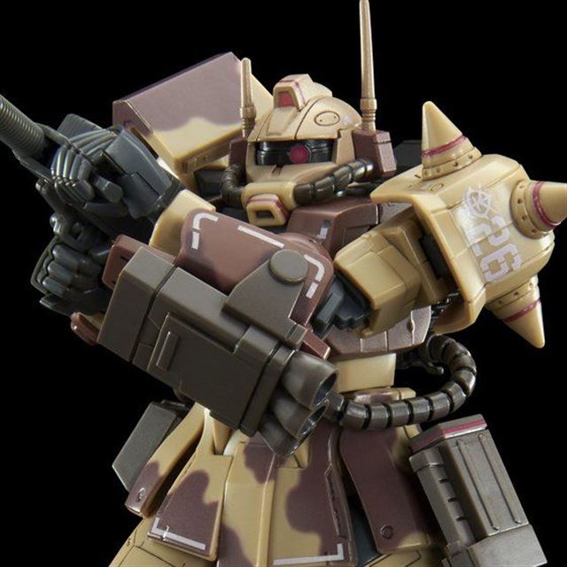 バンダイ、ガンプラ「HG ザク・デザートタイプ」ダブルアンテナ仕様が