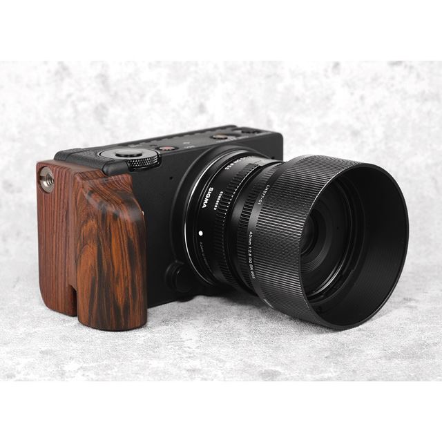 焦点工房、「SIGMA fp/fp L」用ウッドグリップに虎檀＆紫檀を追加