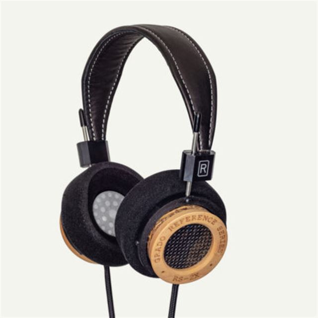 GRADO、新開発「ウッドハウジング」採用のオープン型ヘッドホン「RS1x