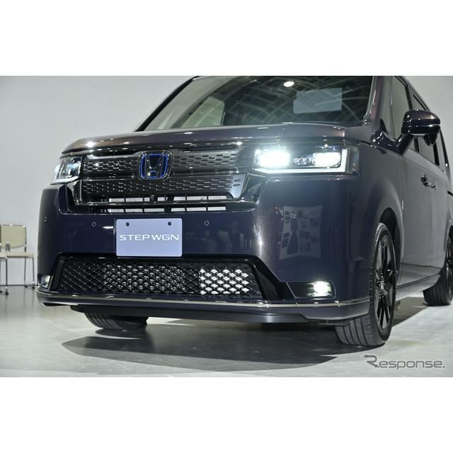 ホンダ ステップワゴン 新型 力強さと品格を表現したエクステリア スパーダ 価格 Com ホンダ ステップワゴン 新型 力強さと品格を表現したエクステリア スパーダ 価格 Com