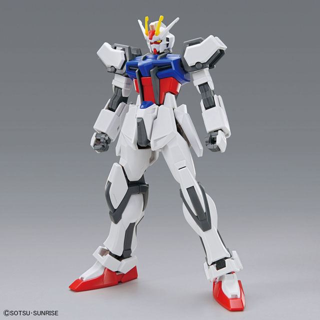 バンダイ、ガンプラ「ENTRY GRADE 1/144 ストライクガンダム」を本日1/15発売 - 価格.com