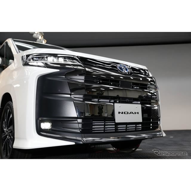 トヨタ ノア ヴォクシー 新型 個性的な 顔 で全面刷新 スマホで自動駐車も 価格は267万円より 価格 Com