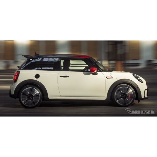 MINIupbgEXEGfBVv