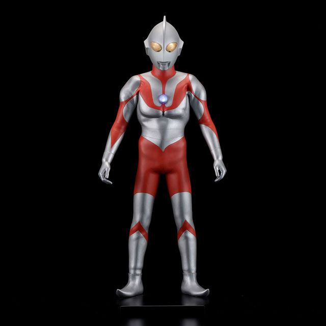 海洋堂が「ウルトラマン（Bタイプ）」を完全新規造形で再現、76,780円 - 価格.com