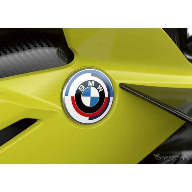 BMW M1000RR、「サンパウロイエロー」の限定モデル発売…BMW M社50周年記念 - 価格.com