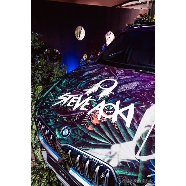 BMW iX1 ̃A[gJ[