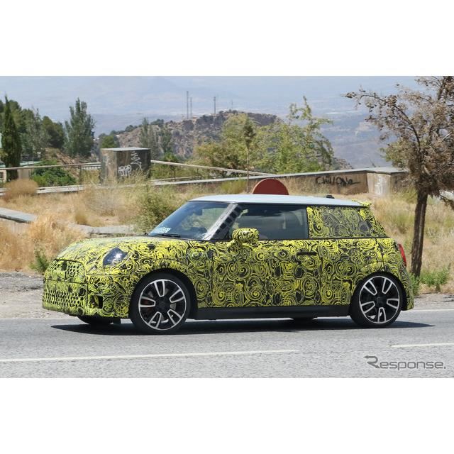 MINI JCW ǐV^vg^CviXN[vʐ^j