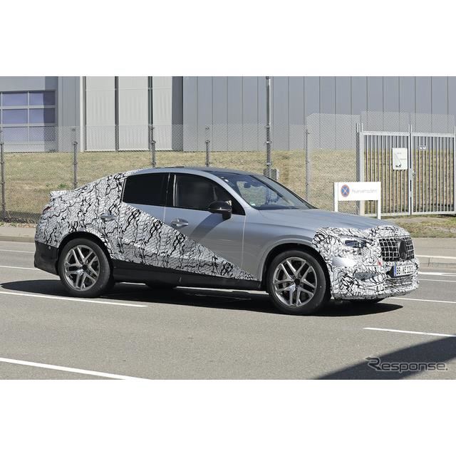 ZfX AMG GLC 63 N[yiXN[vʐ^j