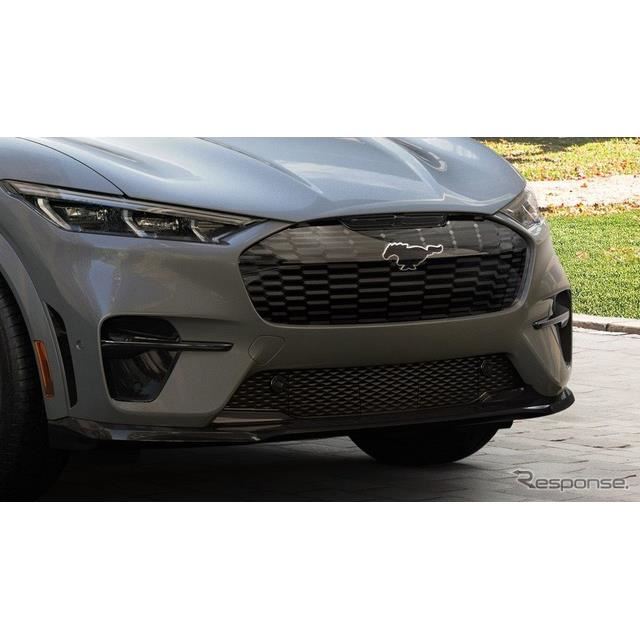 フォード マスタング EV、航続5％延長 - 価格.com