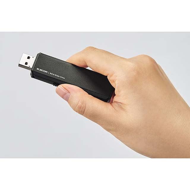 エレコム、USBメモリーサイズのポータブルSSD「ESD-EWA」 - 価格.com