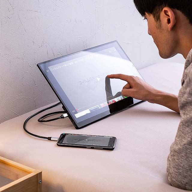 400-LCD006