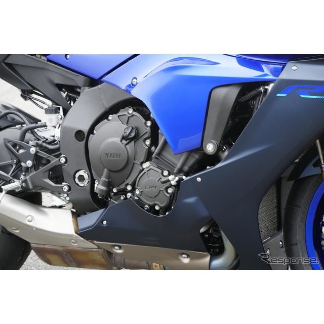 }n YZF-R1