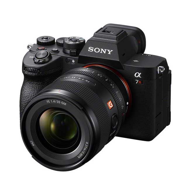 ★美品★SONY α7RV ボディ・CFカード2枚・予備バッテリー