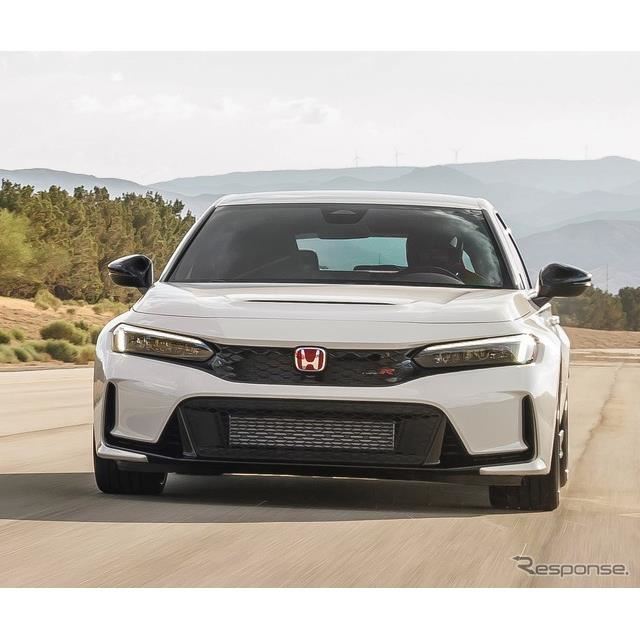 ホンダ シビックタイプr 新型 米国仕様は史上最強の315馬力 10月28日発売 価格 Com ホンダ シビックタイプr 新型 米国仕様は史上最強の315馬力 10月28日発売 価格 Com