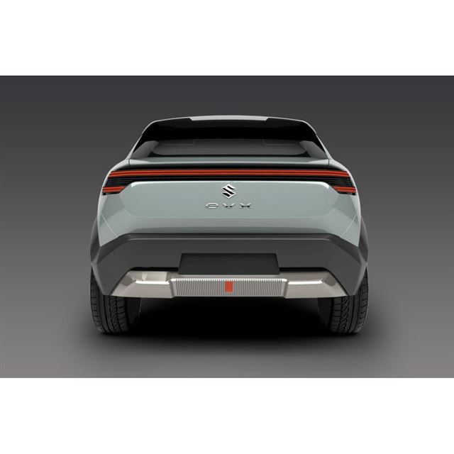 スズキが新型EVのコンセプトモデル「eVX」を世界初公開