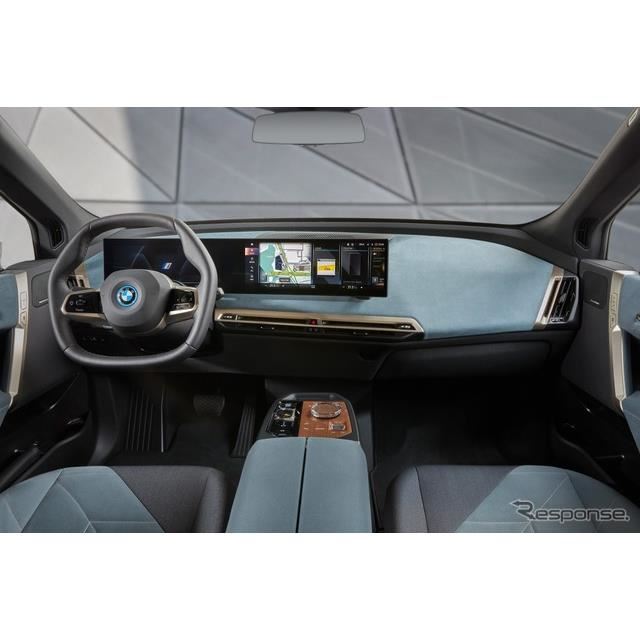 BMW iX の「xDrive40」