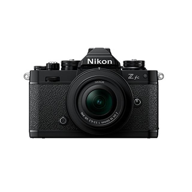 ニコン、ミラーレスカメラ「Z fc」新色ブラックの予約受付を本日2月9日