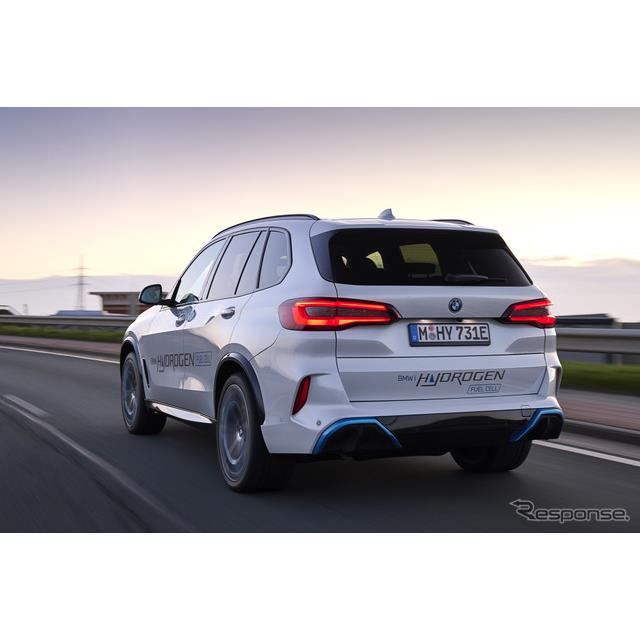 BMW̔RdrԁwiX5 HYDROGENx