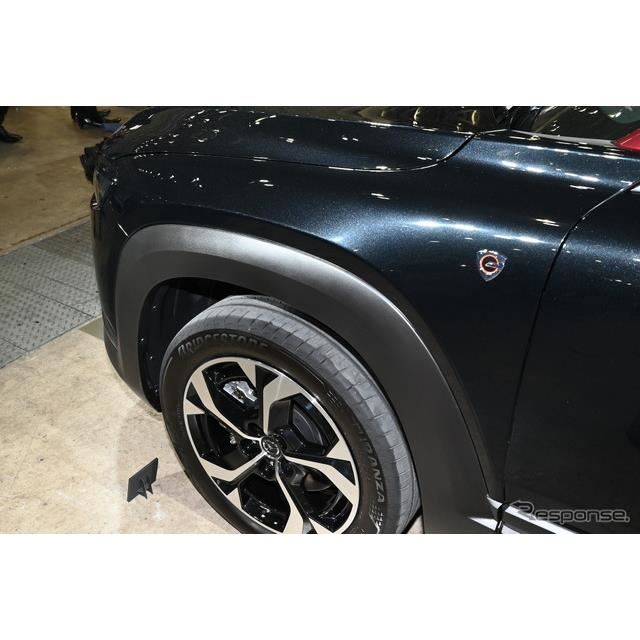 }c_ MX-30 e-SKYACTIV R-EV