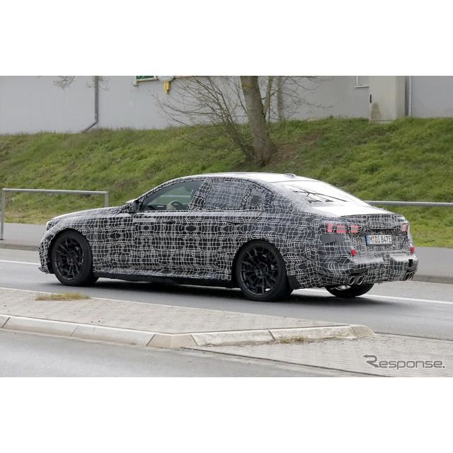 BMW M5 ^vg^CviXN[vʐ^j