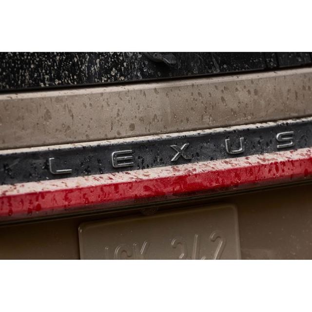 レクサスの本格SUV「GX」がフルモデルチェンジ　6月8日に新型を発表