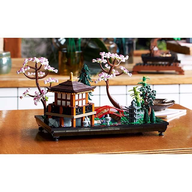 レゴ、日本をテーマにした大人向けレゴセット「姫路城」「禅ガーデン」 - 価格.com